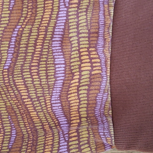 Crew Neck Sweatshirt, "Black is Beautiful" Size: Big Kid XL (16) - Picture 4 of 4